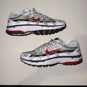 Nike White and Red Sneakers Trainers